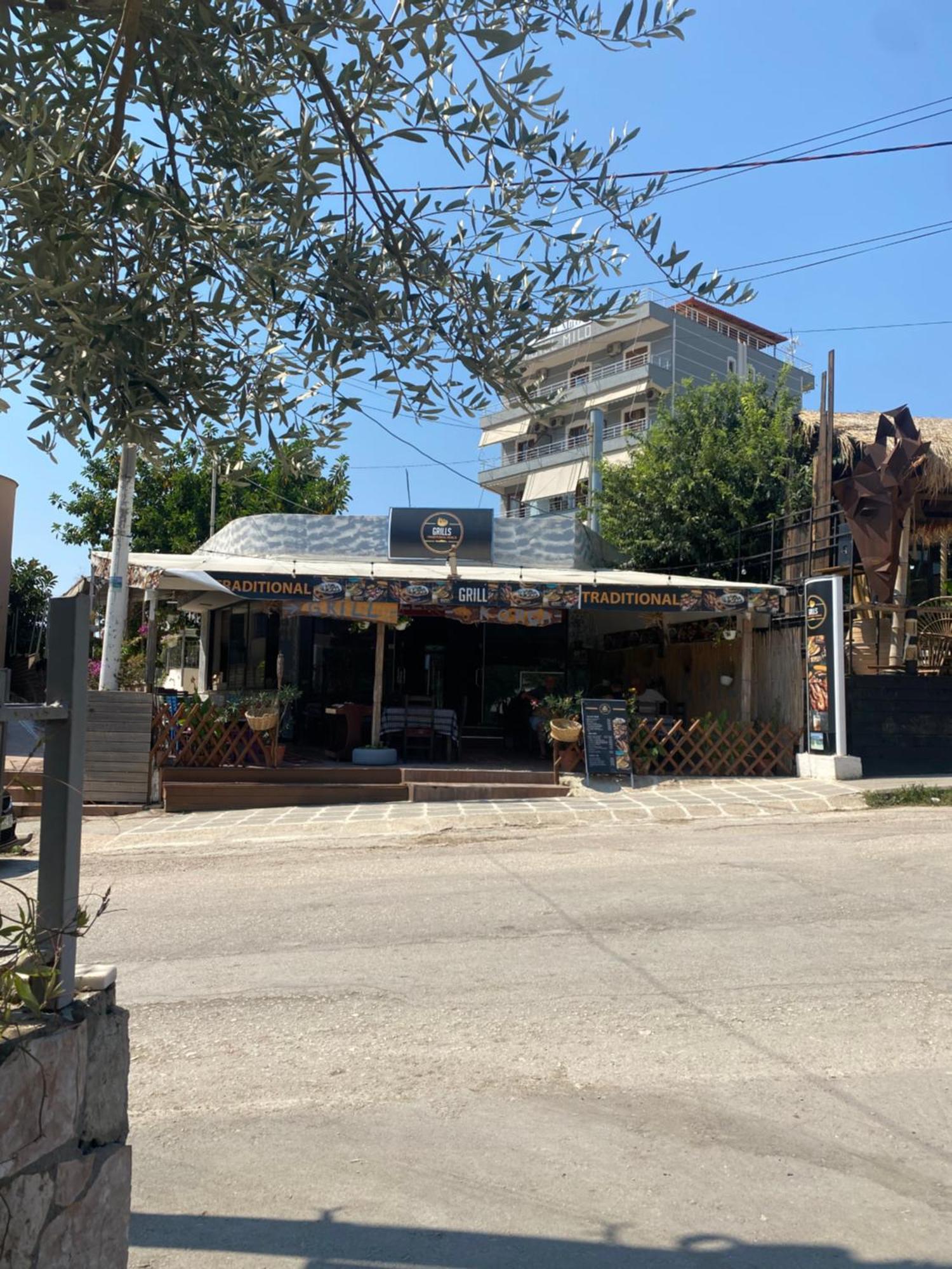 Albi'S Guesthouse Ksamil Exterior photo