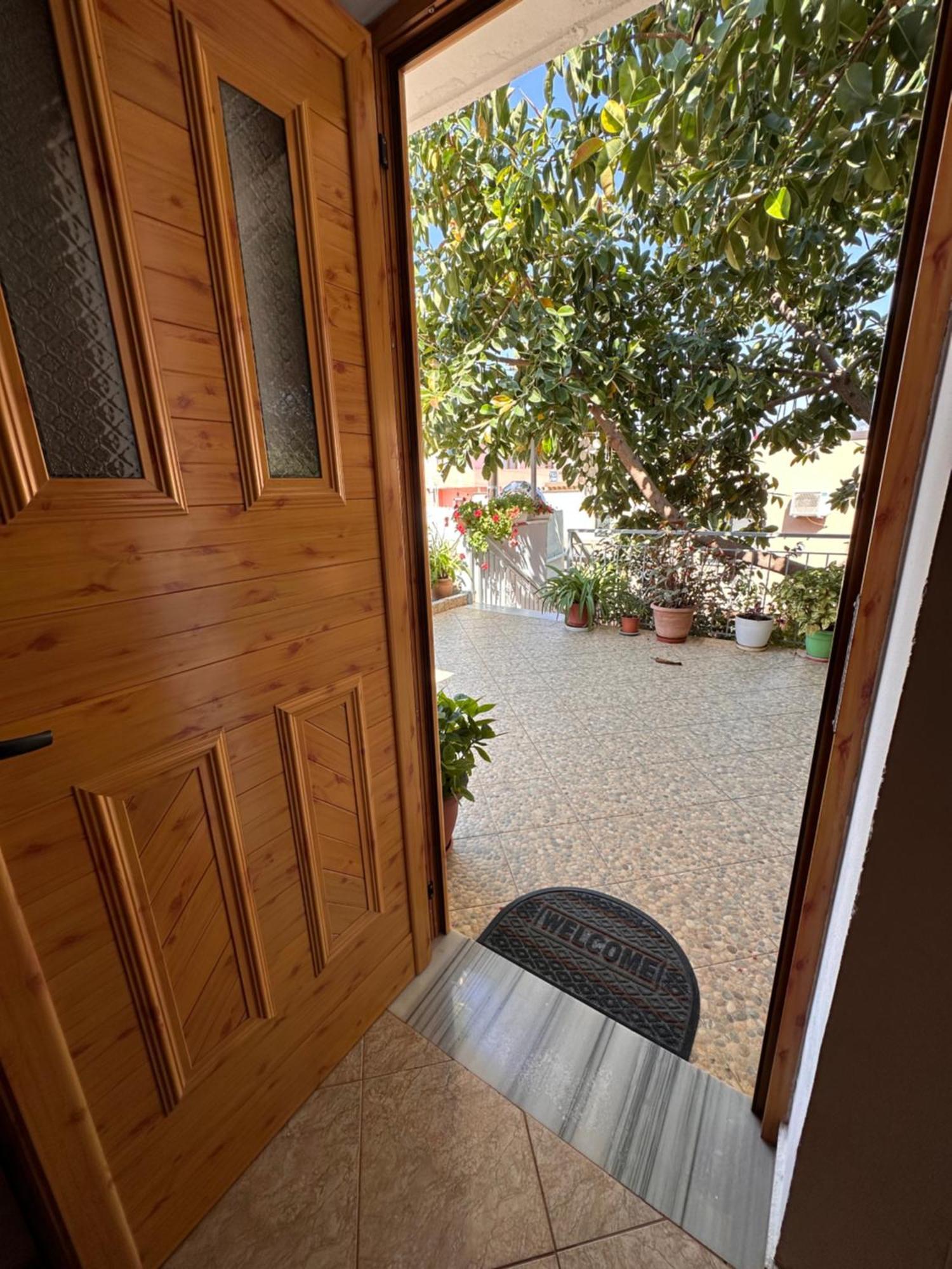 Albi'S Guesthouse Ksamil Exterior photo