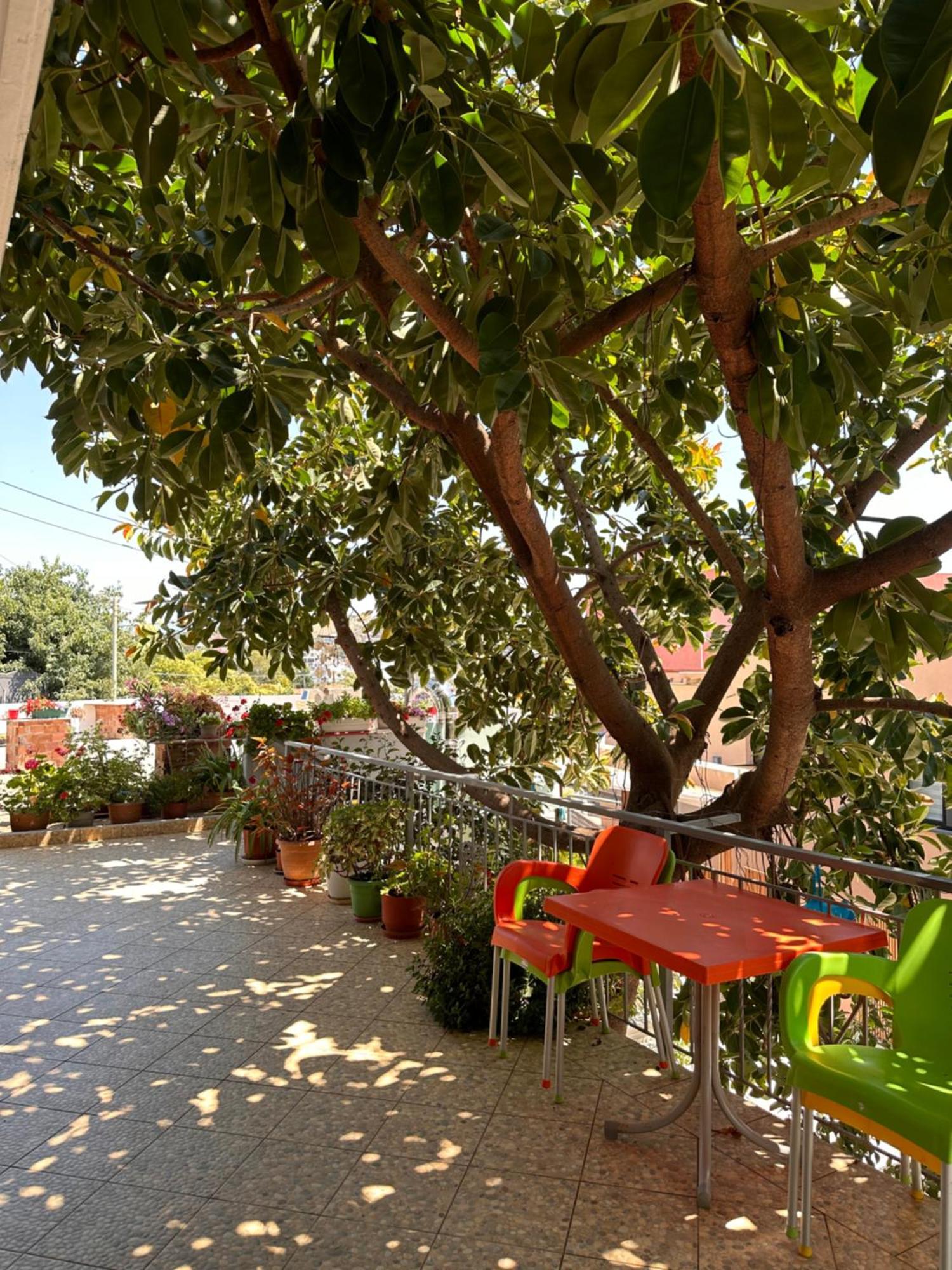 Albi'S Guesthouse Ksamil Exterior photo